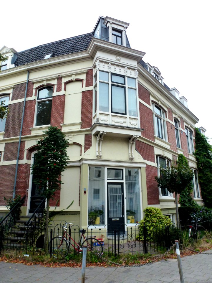 Nijmegen Burghardt van den Berghstraat 2