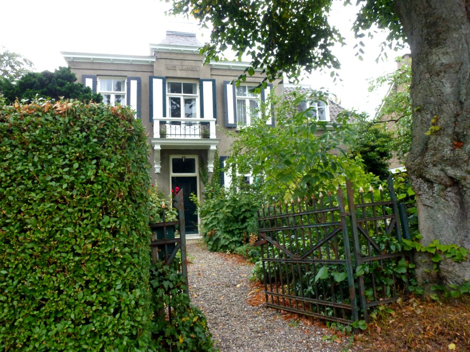 Nijmegen Bredestraat 158 landhuis