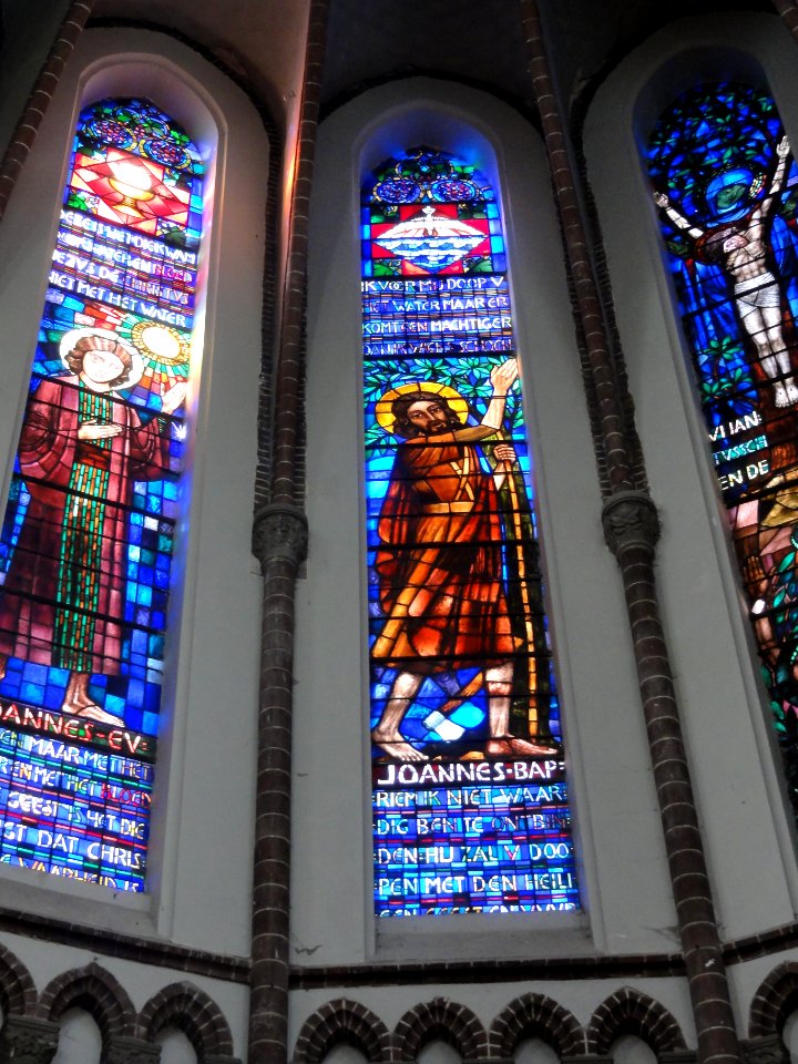 Nijmegen, Antonius van Padua kerk, raam 11
