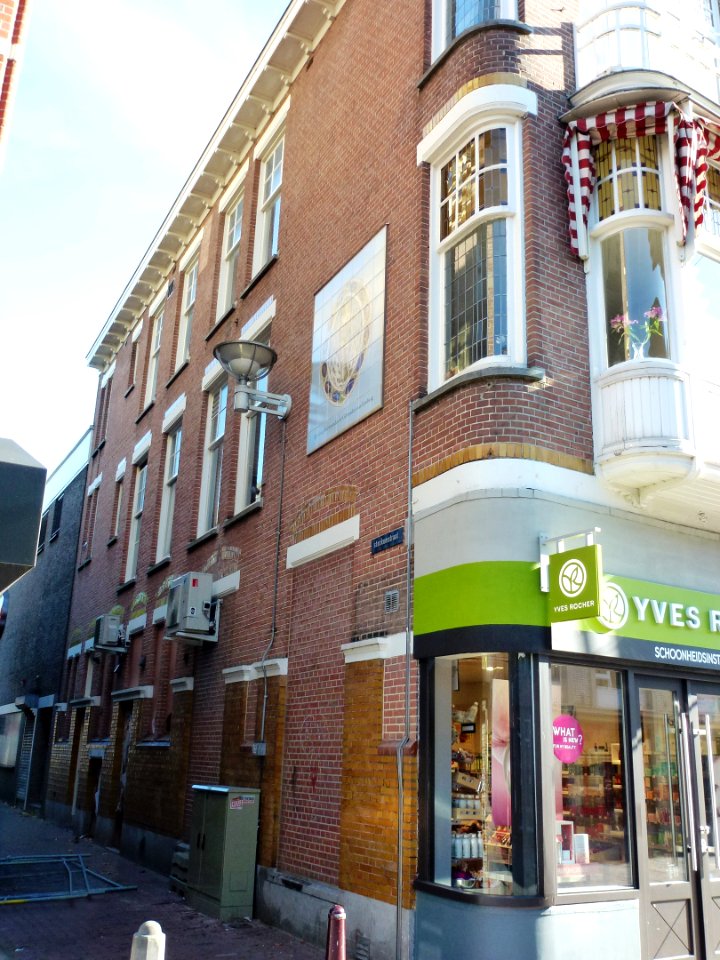 Nijmegen Burchtstraat 61 zijkant, Stockumstraat 17