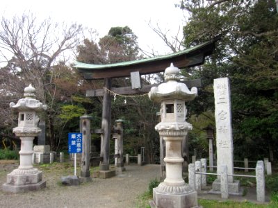 Ninomiya-jinja (Funabashi) torii