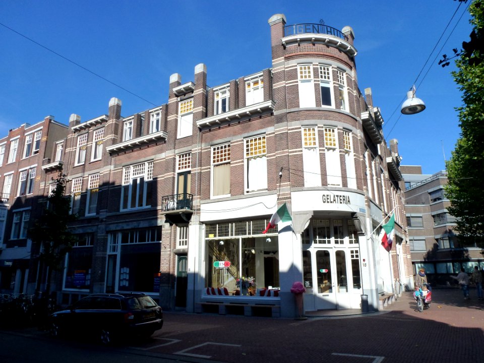 Nijmegen Gebouw Eigen Hulp (03) Van Broeckhuysenstraat 12-14 hoek Marienburg