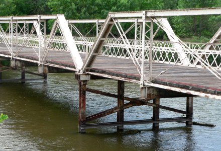 Nine Bridges pier
