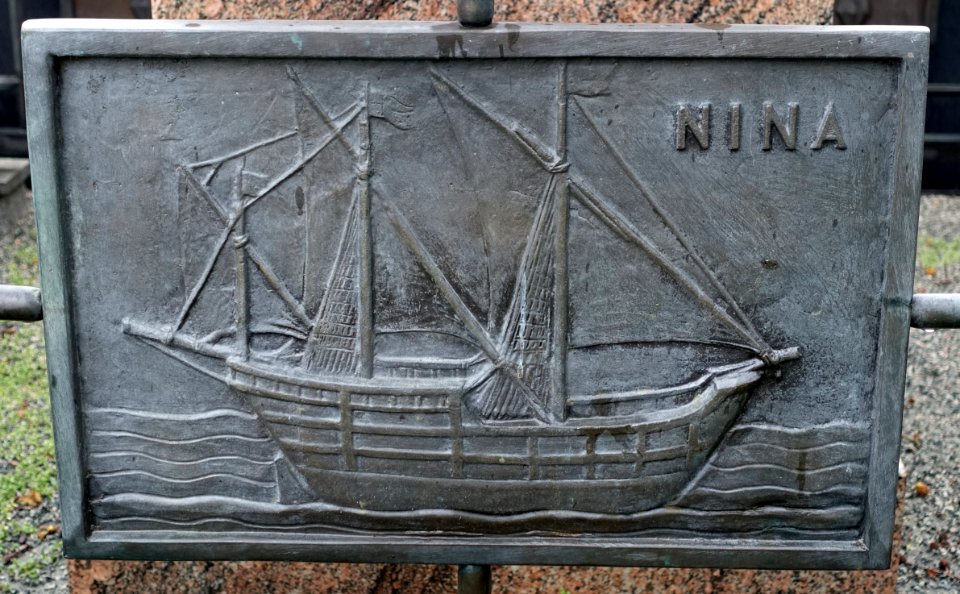 Nina relief - Christopher Columbus by Giovanni Cappelletti, Fonderia Artistica Ferdinando Marinelli, 1953, bronze - Newport, Rhode Island - DSC04121