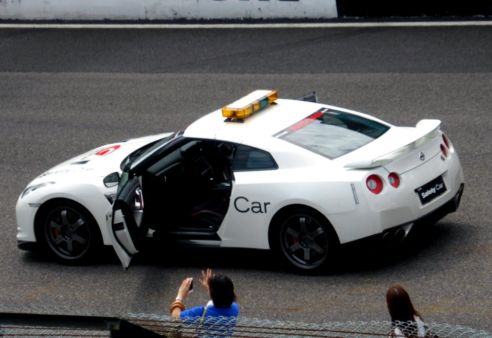 Nissan GT-R SUPER GT Safety Car