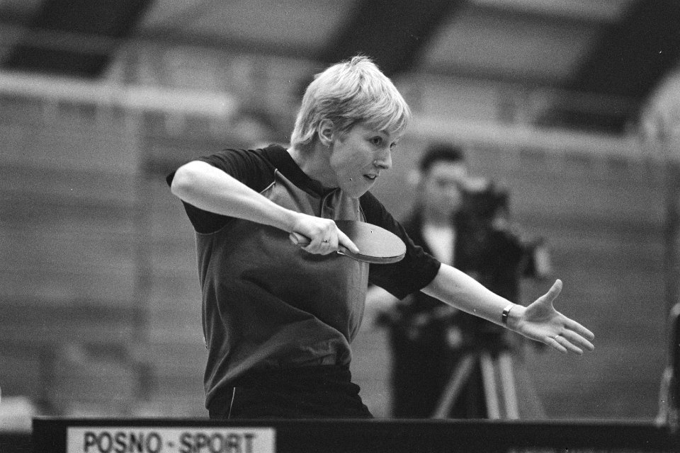 NK tafeltennis in Amsterdam Mirjam Kloppenburg in actie, Bestanddeelnr 933-8472