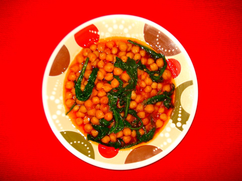Nivik (Chickpea with Spinach)