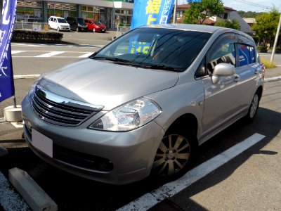 Nissan TIIDA Axis (JC11) front