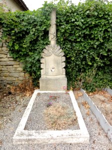 Nixéville (Nixéville-Blercourt, Meuse) tombe de guerre B