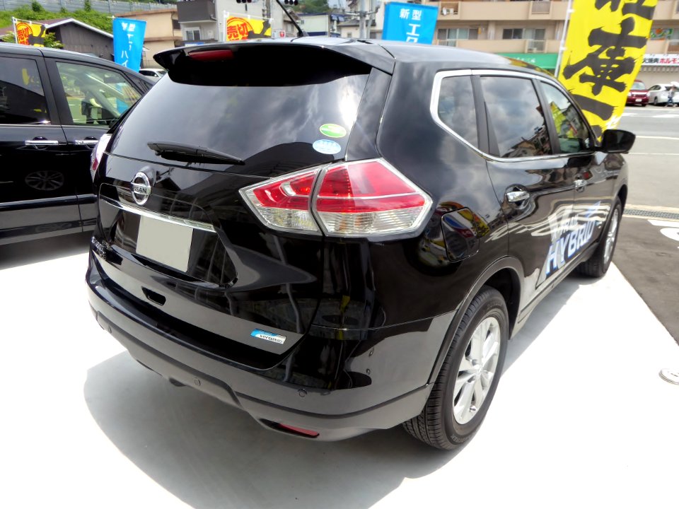 Nissan X-TRAIL 20X HYBRID (DAA-HT32) rear
