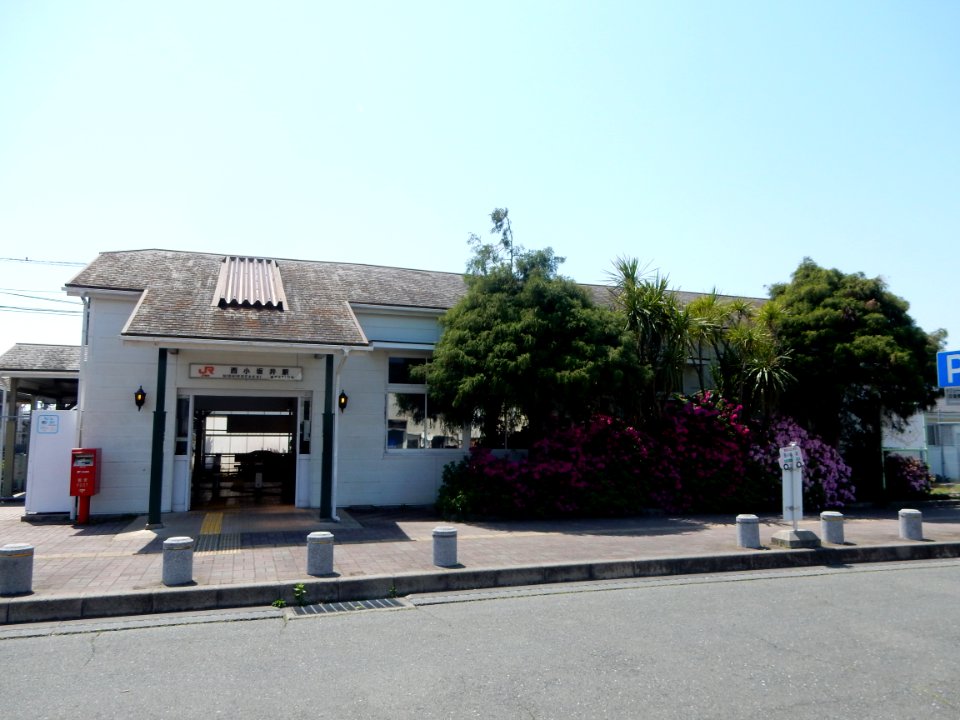Nishi-kozakai Station (2018-04-21) 04