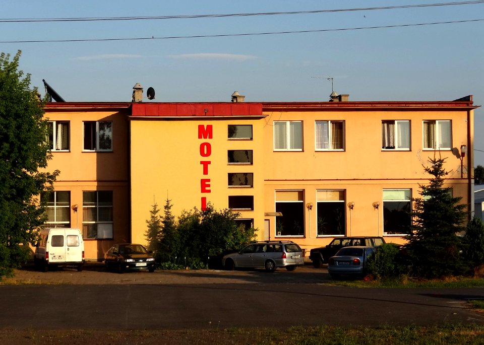 Niwy motel 2 07-2014
