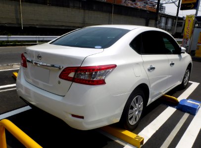 Nissan SYLPHY S (B17) rear