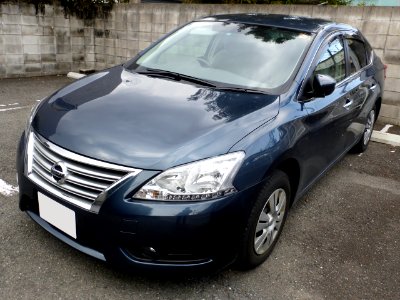 Nissan SYLPHY X (B17) front