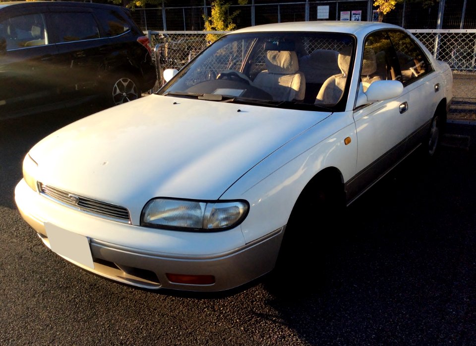 Nissan BLUEBIRD SSS-G (U13) front