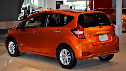 Nissan Note e-POWER X rear