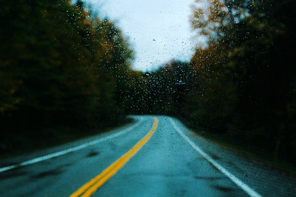 Road water window