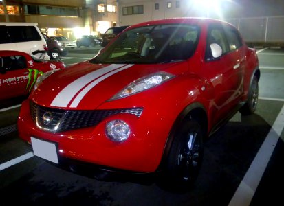 Nissan JUKE 15RX Personalize Package (F15) at night front