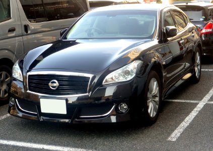Nissan FUGA 250GT (Y51) front
