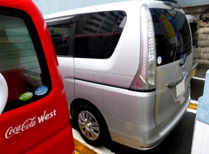 Nissan SERENA 20G S-HYBRID (C26) rear