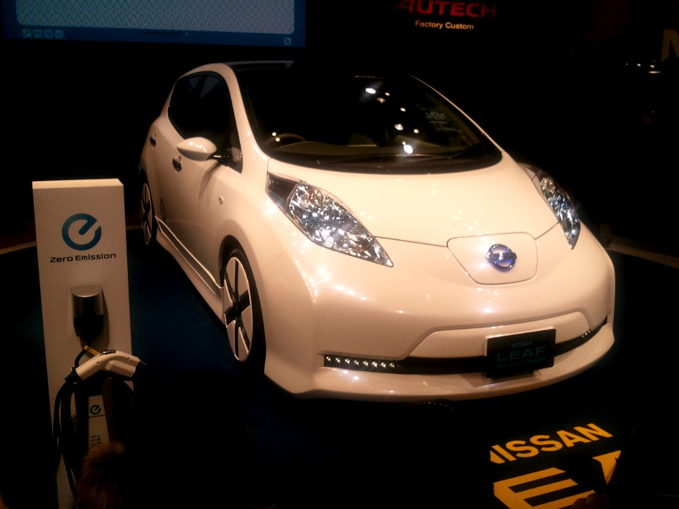 Nissan Leaf Aero Style concept - Tokyo Auto Salon 2011