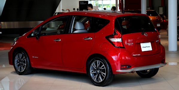 Nissan Note e-POWER Mode Premier rear