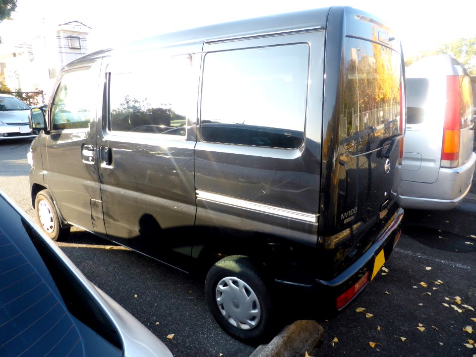 Nissan NV100CLIPPER (U72V) rear