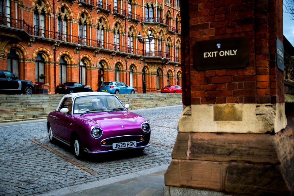 Nissan Figaro (198881939)