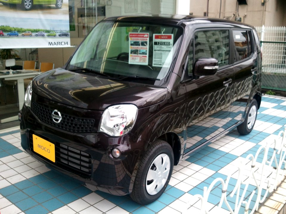 Nissan Moco 20110219 front