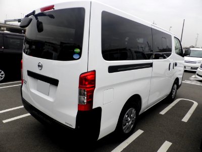 Nissan NV350 CARAVAN DX (E26) rear