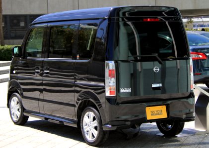 Nissan NV100 Clipper Rio G High roof rear