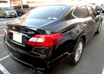 Nissan FUGA 250GT (Y51) rear