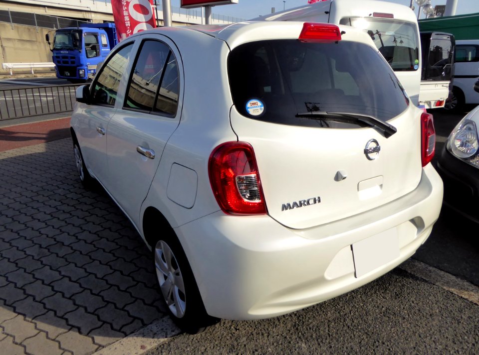 Nissan MARCH G (K13) rear