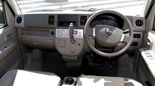 Nissan NV100 Clipper Rio G High roof interior