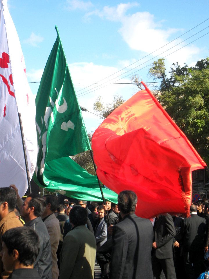 November13,2013 - Muharram 9,1435 - Flags -Nishapur 91