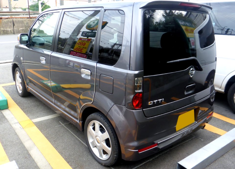 Nissan OTTI RX (H91W) rear