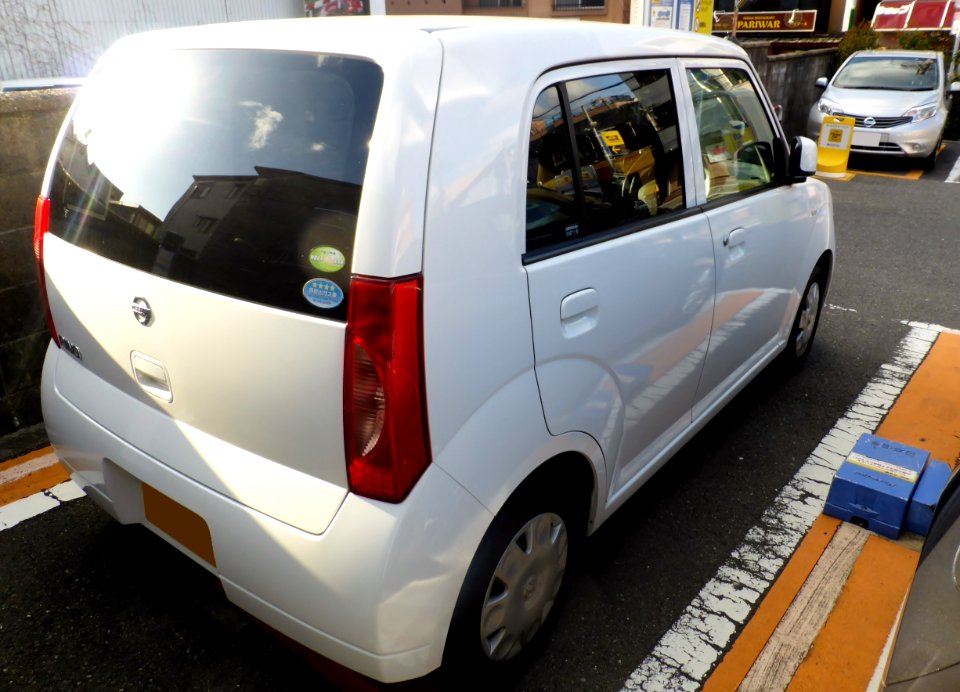 Nissan PINO S (HC24S) rear