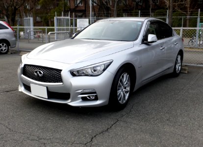 Nissan SKYLINE 350GT HYBRID (V37) front