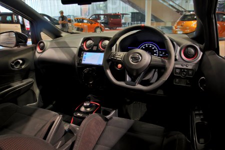 Nissan Note e-POWER NISMO interior