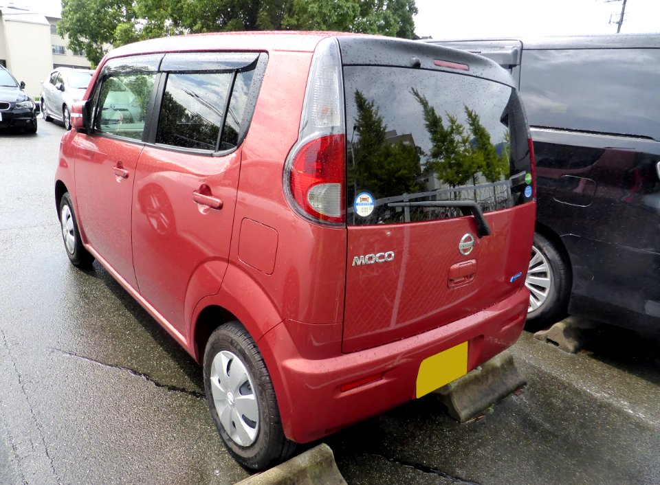Nissan MOCO S (MG33S) rear