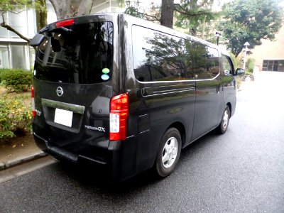 Nissan NV350 CARAVAN PREMIUM GX (E26) rear
