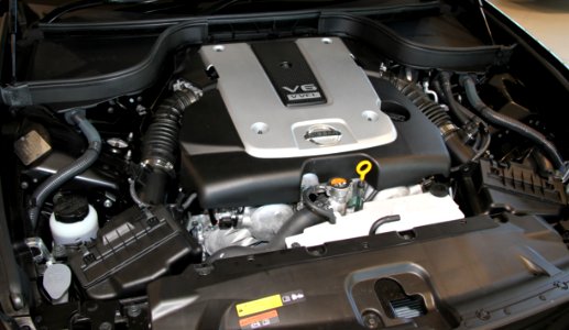 Nissan Skyline 370GT Type SP 55th Limited engine room