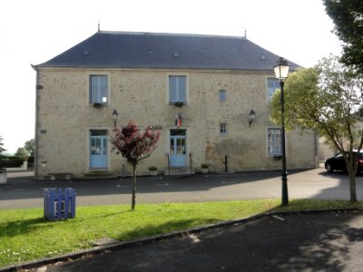 Nouans (Sarthe) mairie