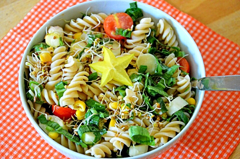 Bear's garlic asparagus tomatoes