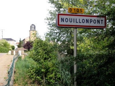 Nouillonpont (Meuse) city limit sign