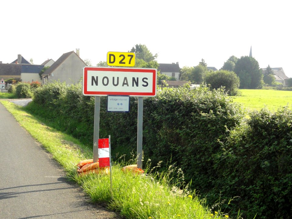 Nouans (Sarthe) entrée