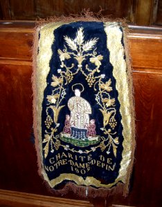 Notre-Dame-d'Épine chaperon