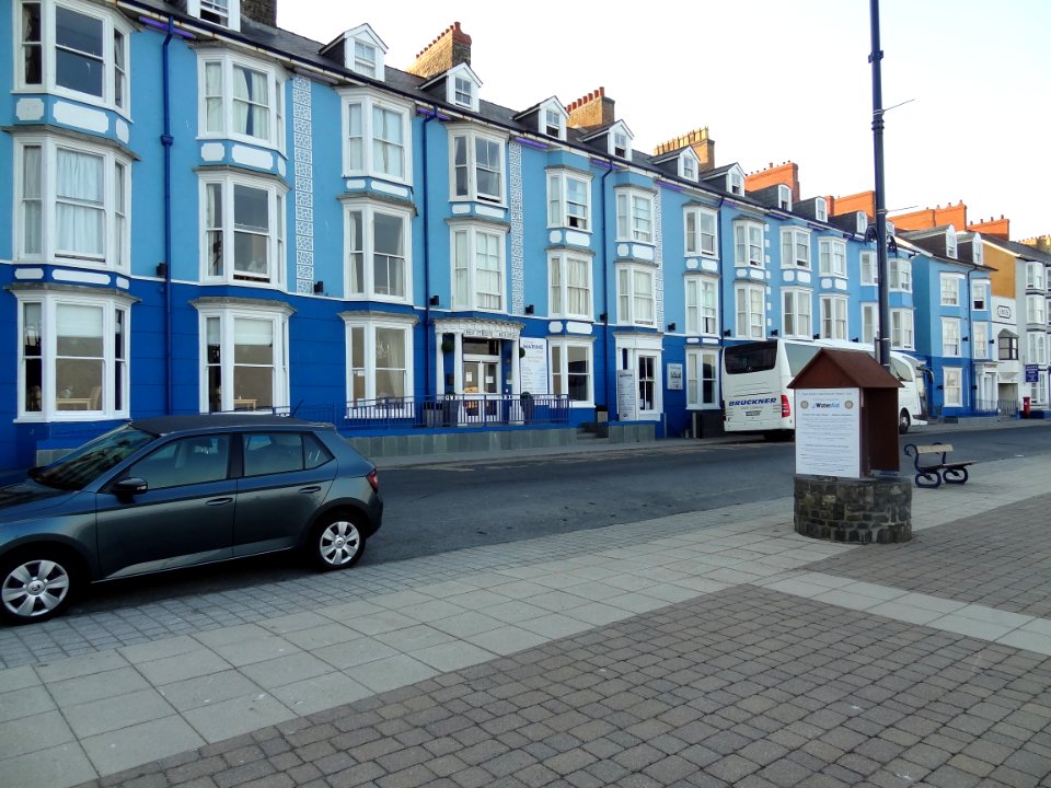 Nos.49-52 (Consec) Marine Terrace (Marine Hotel)
