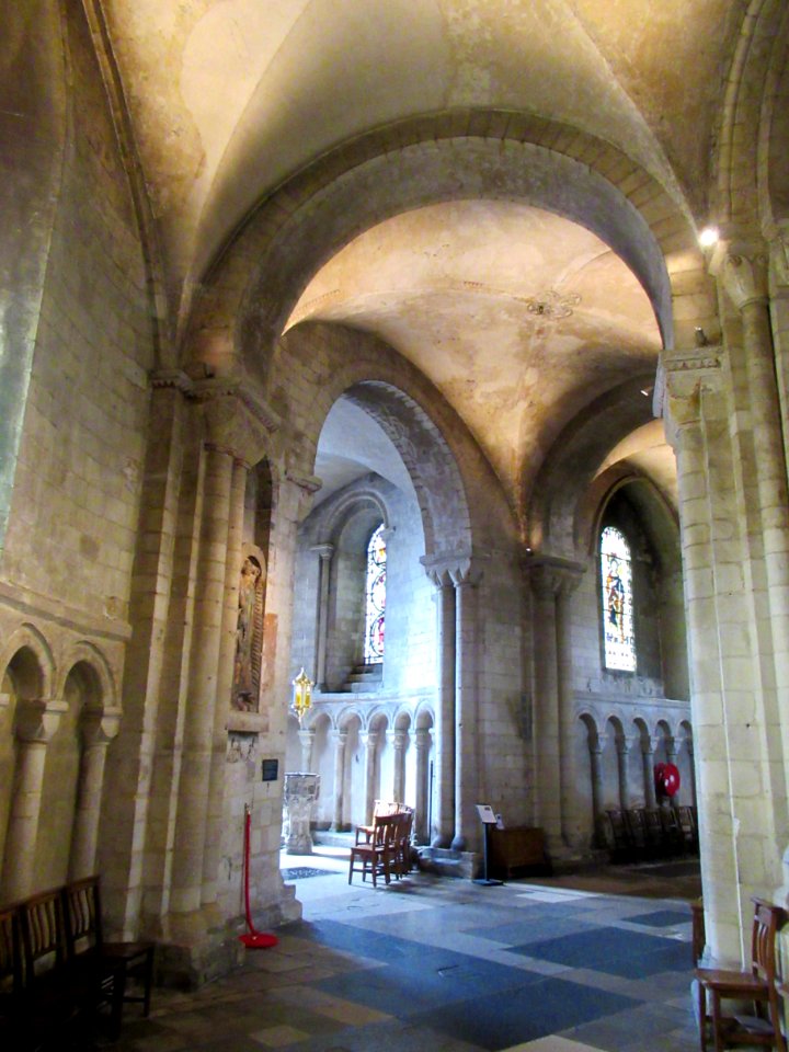 Norwich Cathedral, the Ambulatory 03