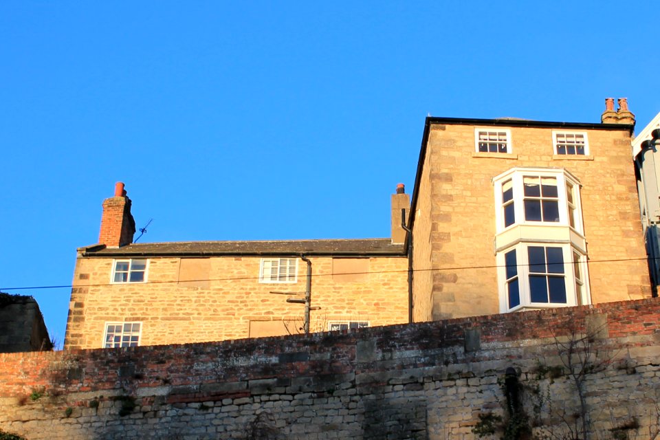 Nos 49 And 51 With Garden Wall To Rear (1)